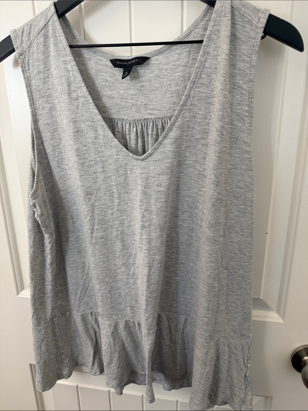 Banana Republic Heather Gray Sleeveless V-Neck Peplum Tank